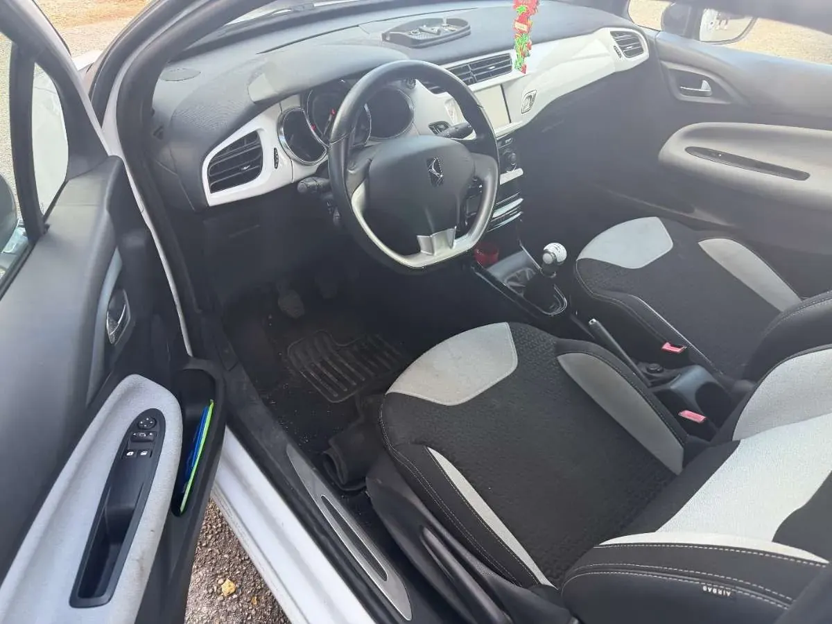 Citroen Ds3 2015 photo 5