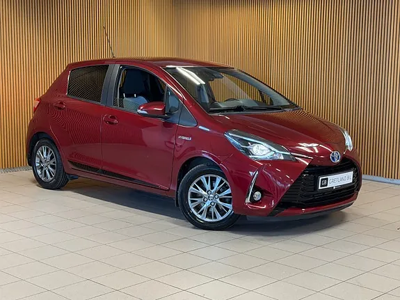 Toyota Yaris 2017 photo 2