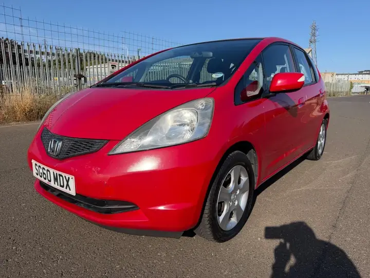Honda Jazz 2010 photo 3