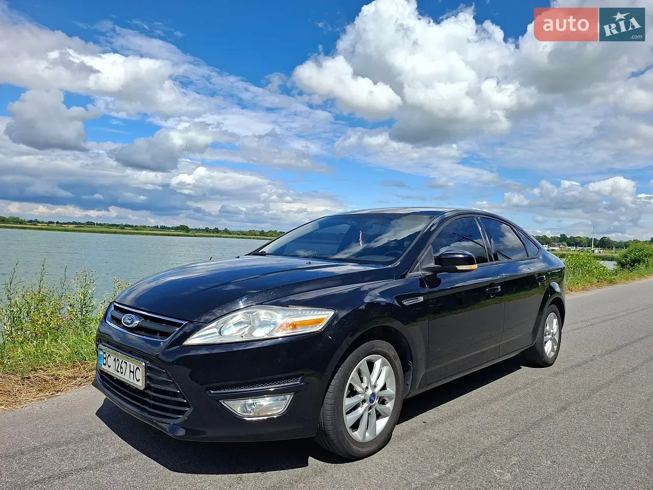 Ford Mondeo 2011 photo 2