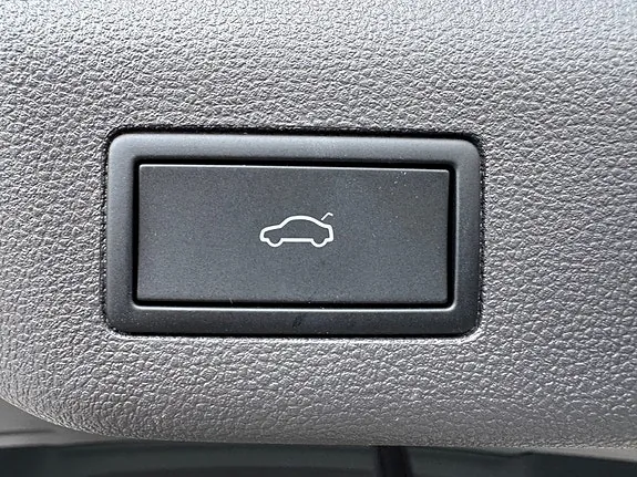 Volkswagen Multivan 2024 photo 5