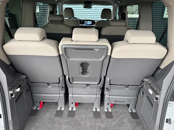 Volkswagen Multivan 2024 photo 4