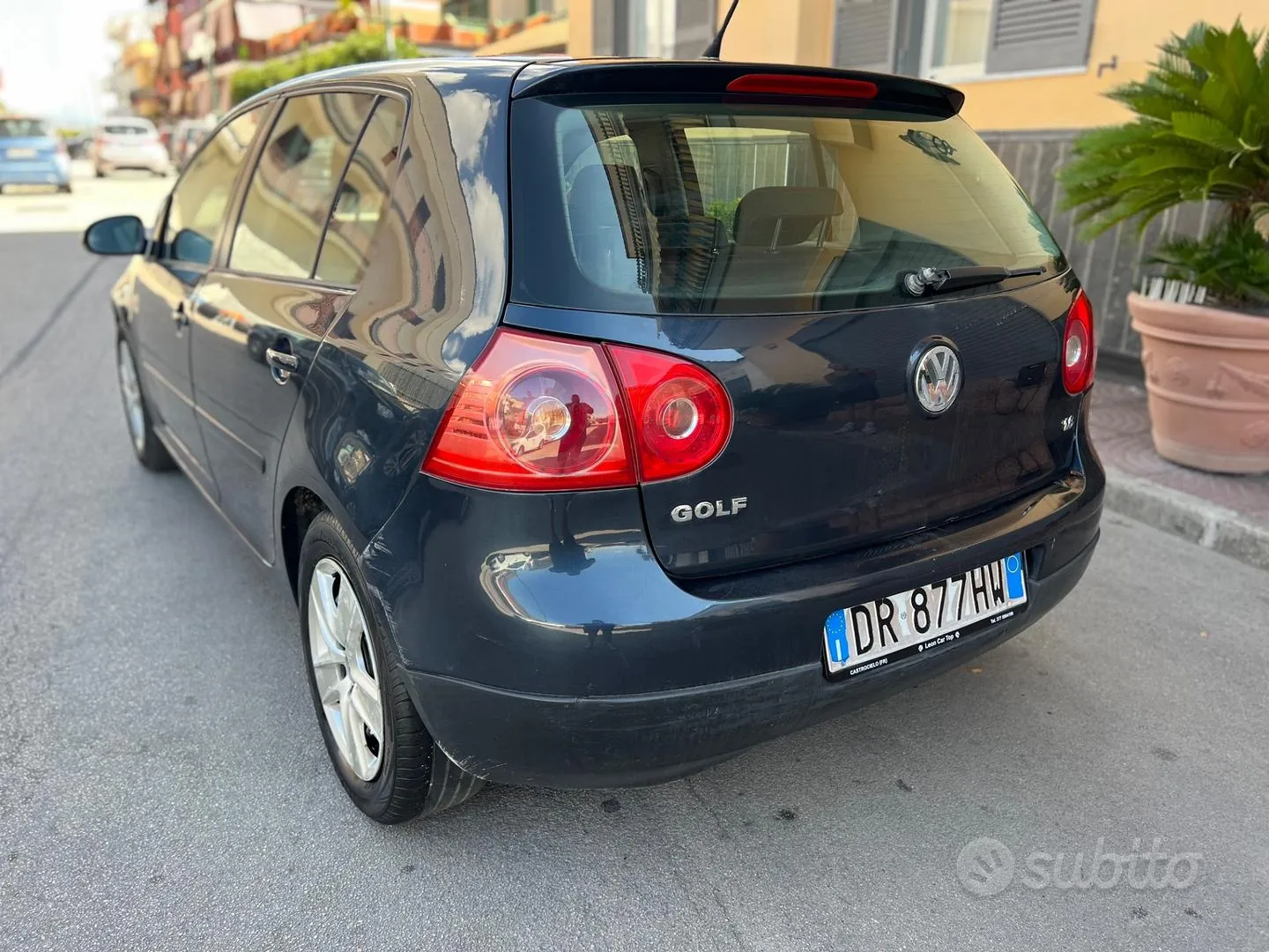 Volkswagen Golf 2009 photo 2