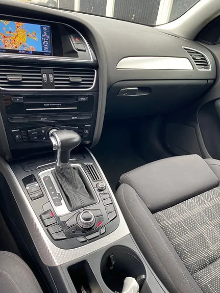 Audi A4 2015 photo 4