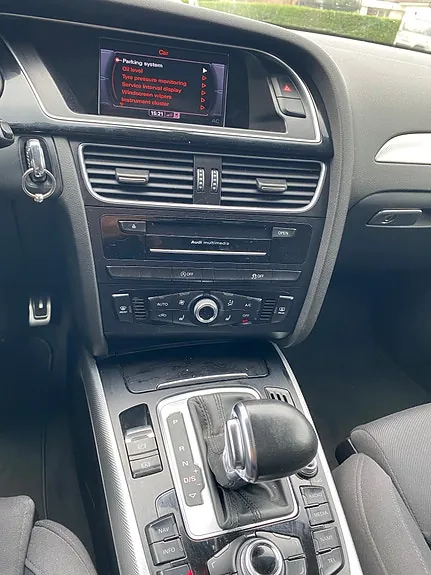 Audi A4 2015 photo 3