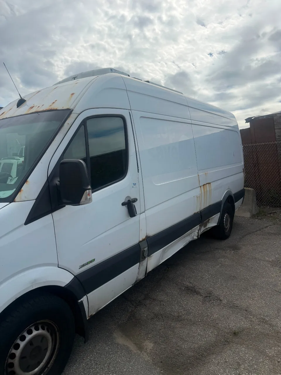 Mercedes-Benz Sprinter Van 2016 photo 3