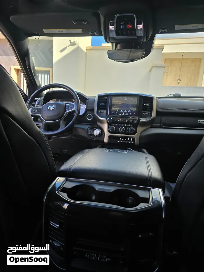 Dodge Ram Laramie 2019 photo 3