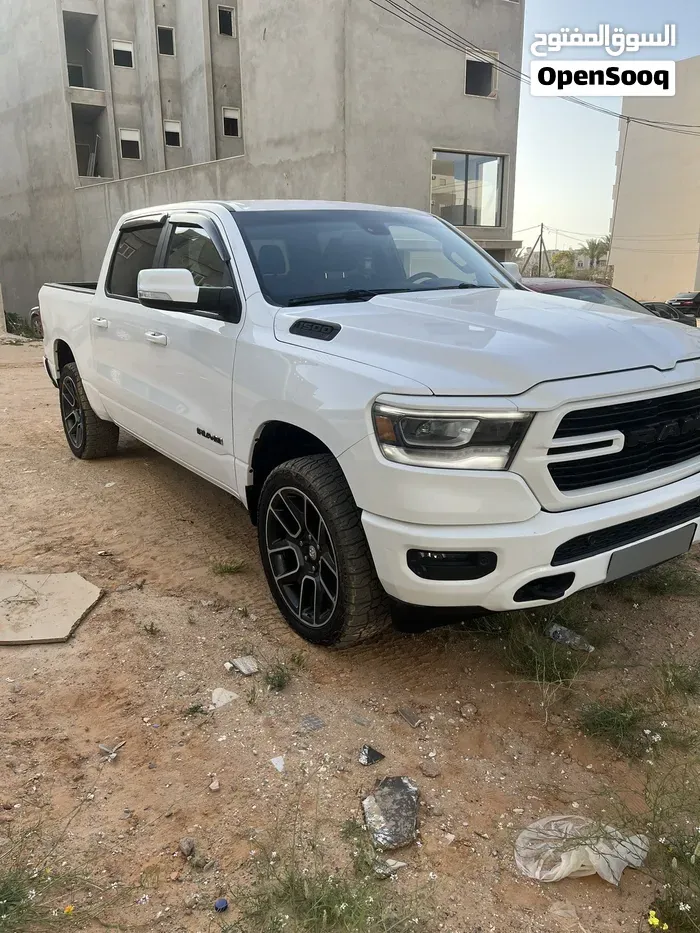Dodge Ram Laramie 2019 photo 5