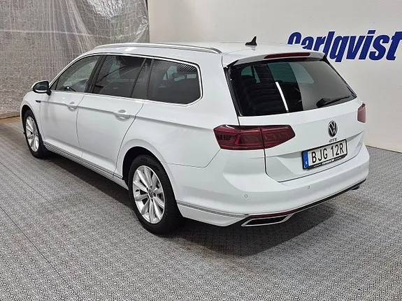 Volkswagen Passat 2023 photo 3