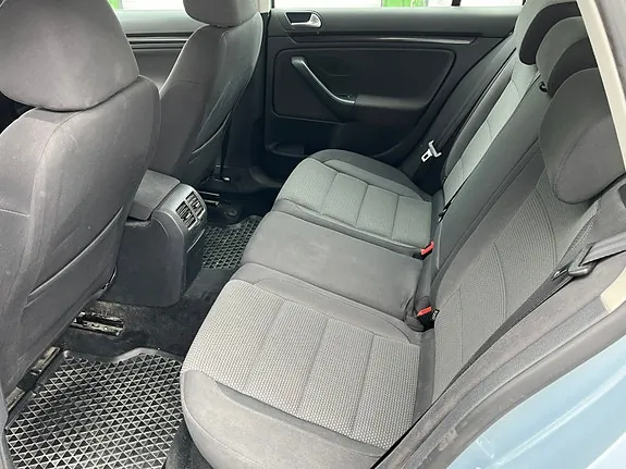 Volkswagen Golf Vi 2010 photo 3