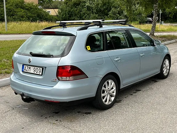 Volkswagen Golf Vi 2010 photo 2