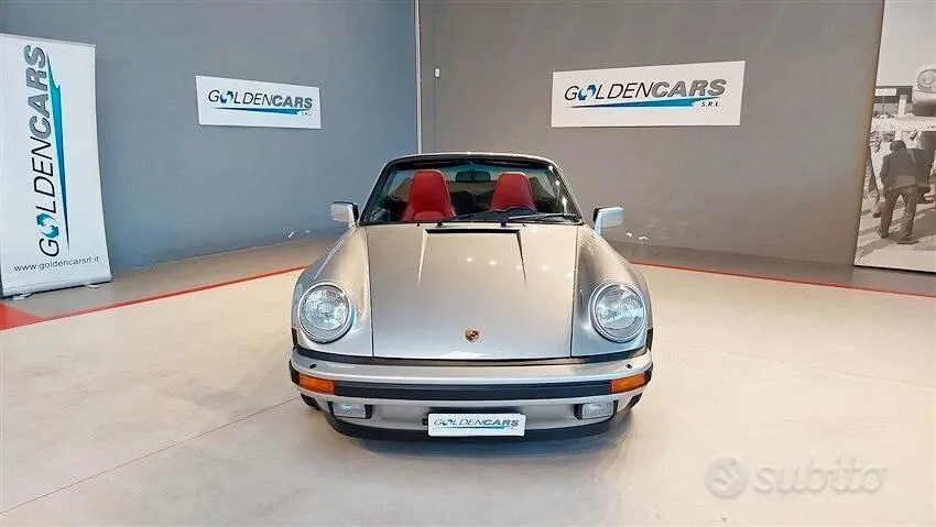 Porsche 911 Carrera 1985 photo 2