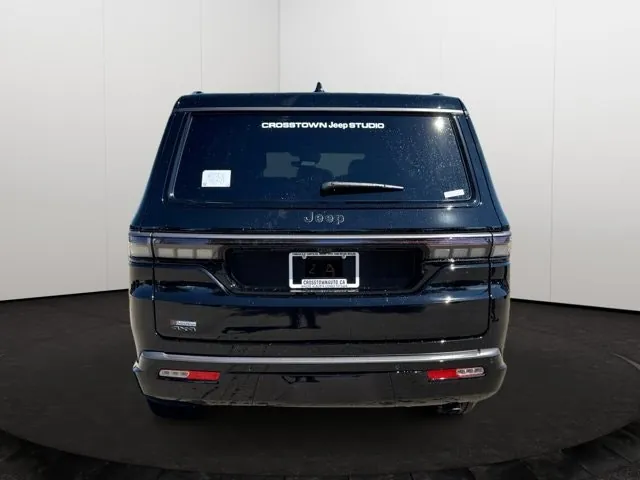 Jeep Grand Wagoneer 2026 photo 5
