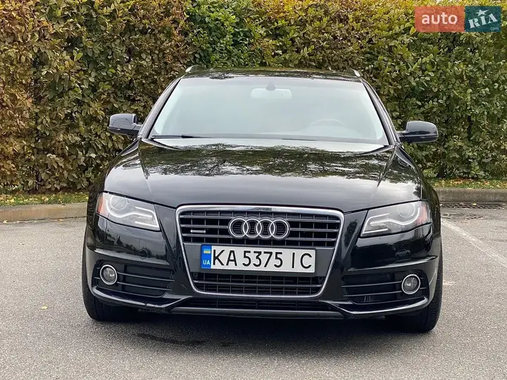 Audi A4 2011 photo 5