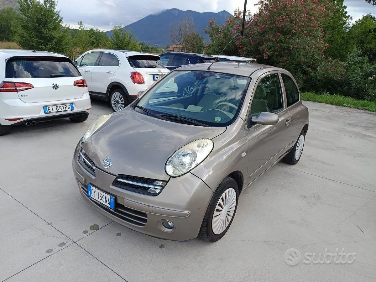 Nissan Micra 2005 photo 2