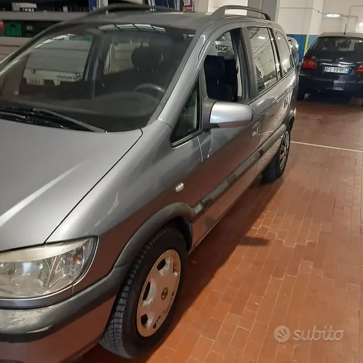 Opel Zafira 2004 photo 4