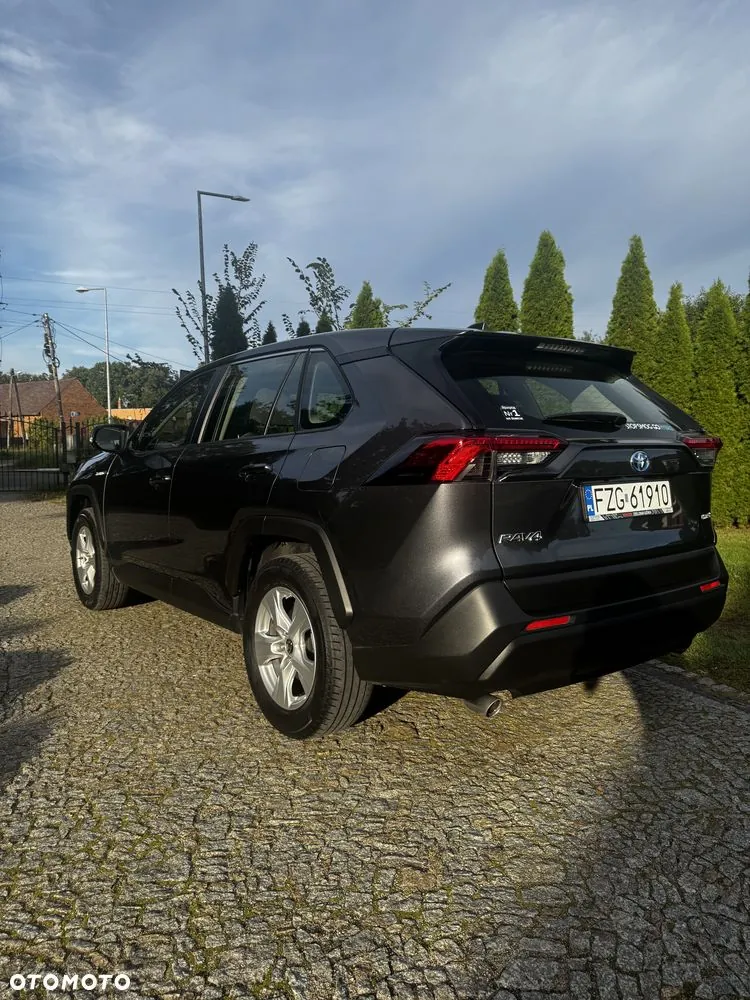 Toyota Rav4 2021 photo 2