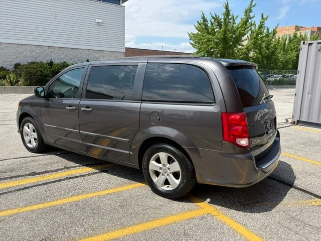 Dodge Grand Caravan 2015 photo 3