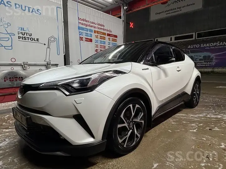 Toyota C-Hr 2017 photo 5