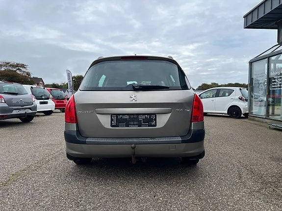 Peugeot 308 2011 photo 4