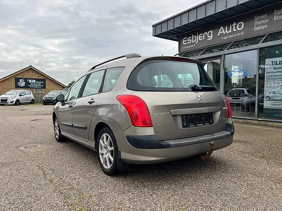 Peugeot 308 2011 photo 3