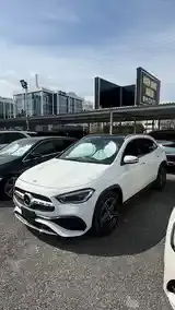 Mercedes-Benz Gla Class 2021 photo 2