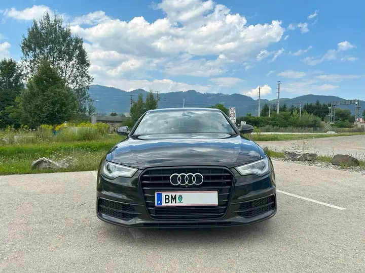 Audi A6 2012 photo 2
