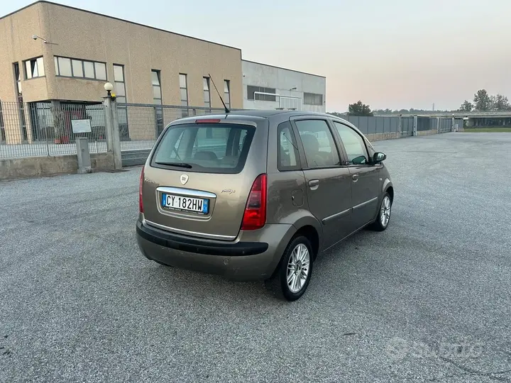 Lancia Musa 2006 photo 5