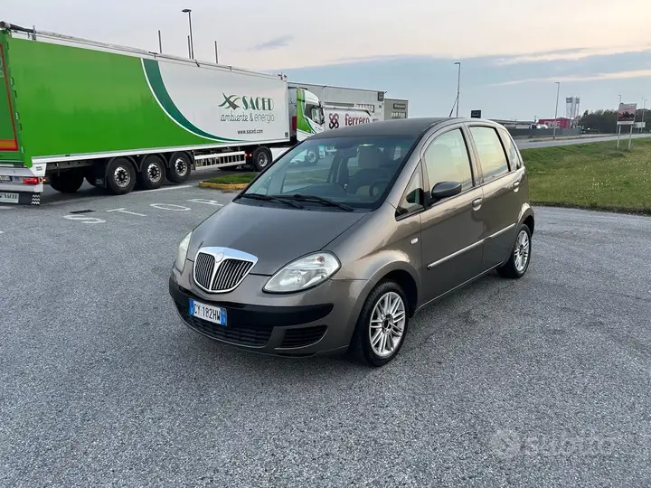 Lancia Musa 2006 photo 3