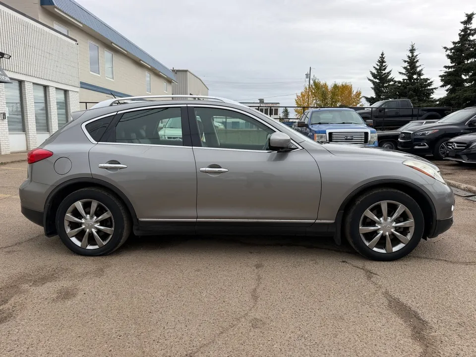 Infiniti Ex35 2010 photo 4