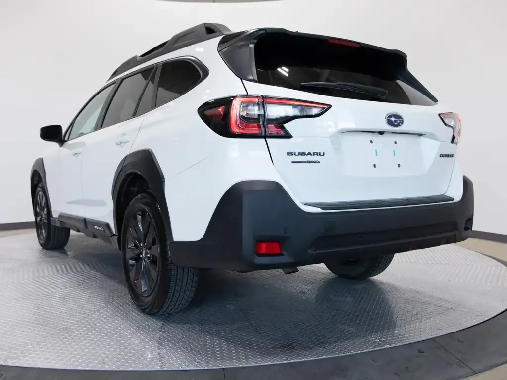 Subaru Outback 2025 photo 3