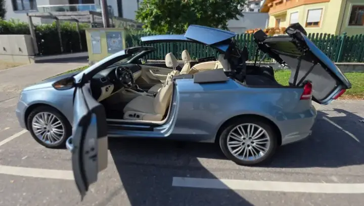 Volkswagen Eos 2012 photo 2