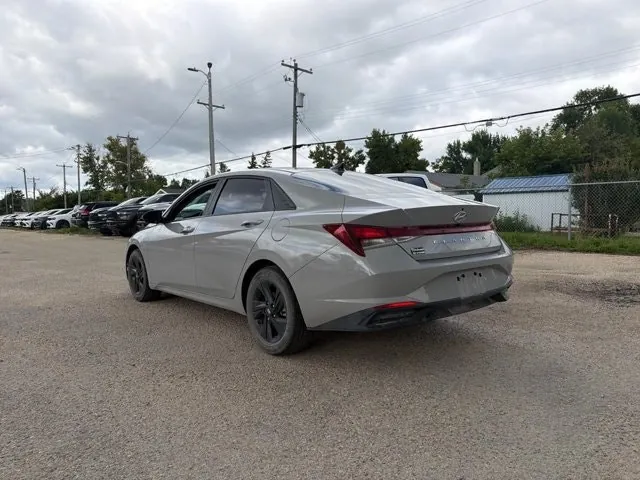 Hyundai Elantra 2023 photo 4