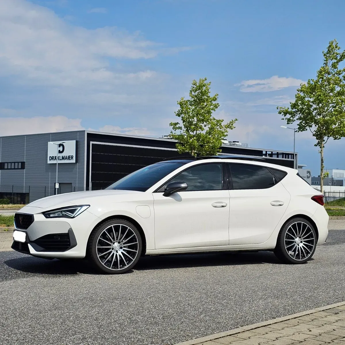 Cupra Leon 2021 photo 2