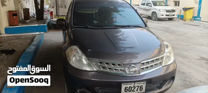 Nissan Tiida 2009 photo 2