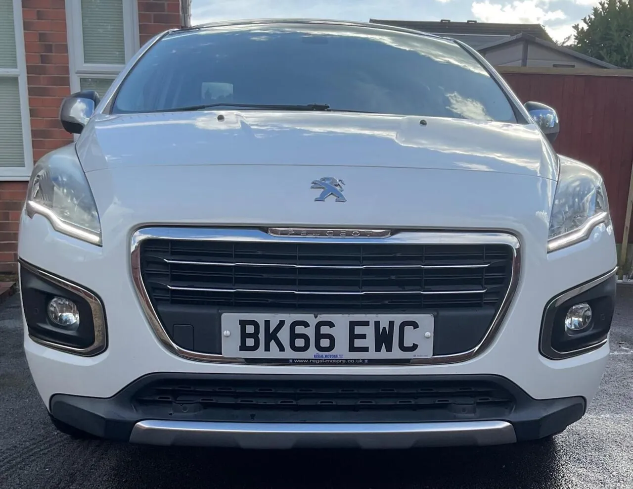 Peugeot 3008 2016 photo 2