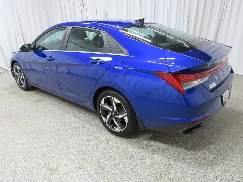 Hyundai Elantra 2023 photo 5