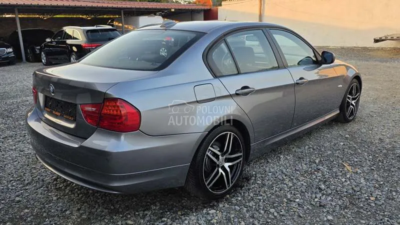 BMW 320 2009 photo 5