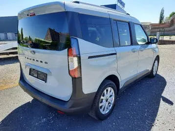 Ford Tourneo Courier 2024 photo 3