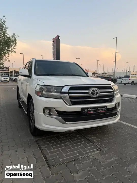 Toyota Land Cruiser 2019 photo 2