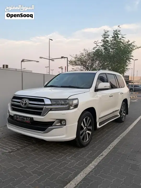 Toyota Land Cruiser 2019 photo 3