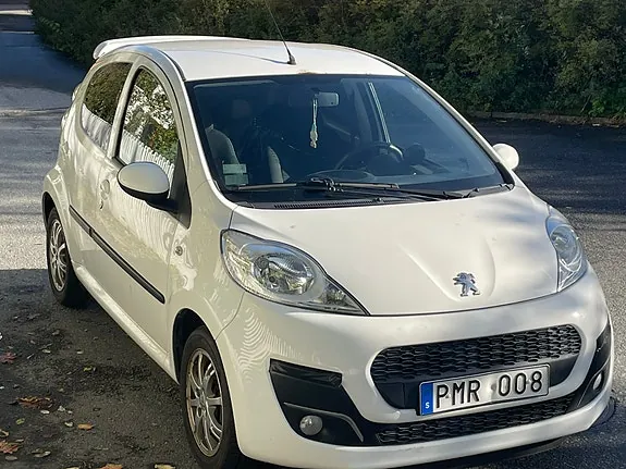 Peugeot 107 2013 photo 4
