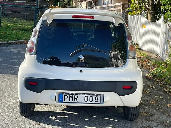 Peugeot 107 2013 photo 5