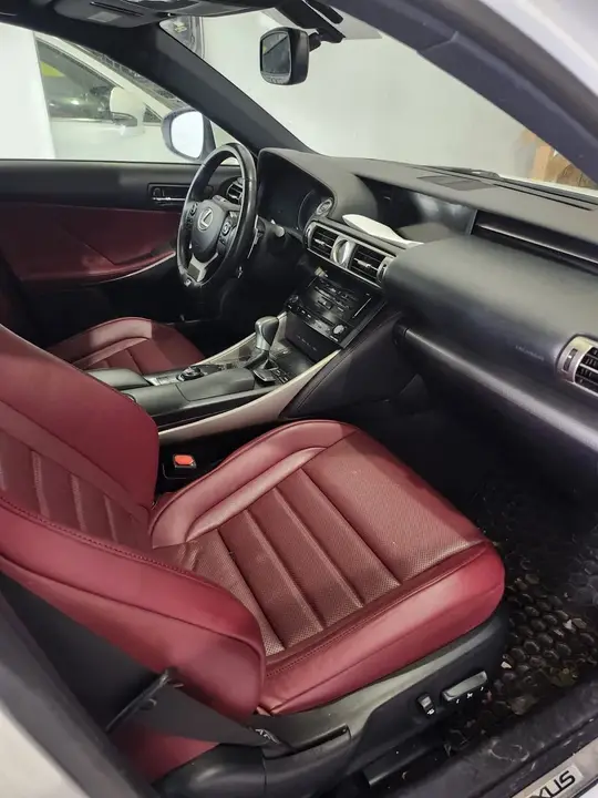 Lexus Is250 2014 photo 4