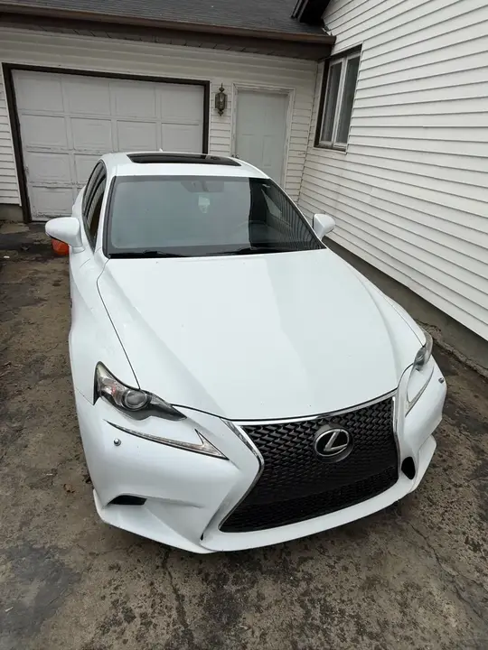 Lexus Is250