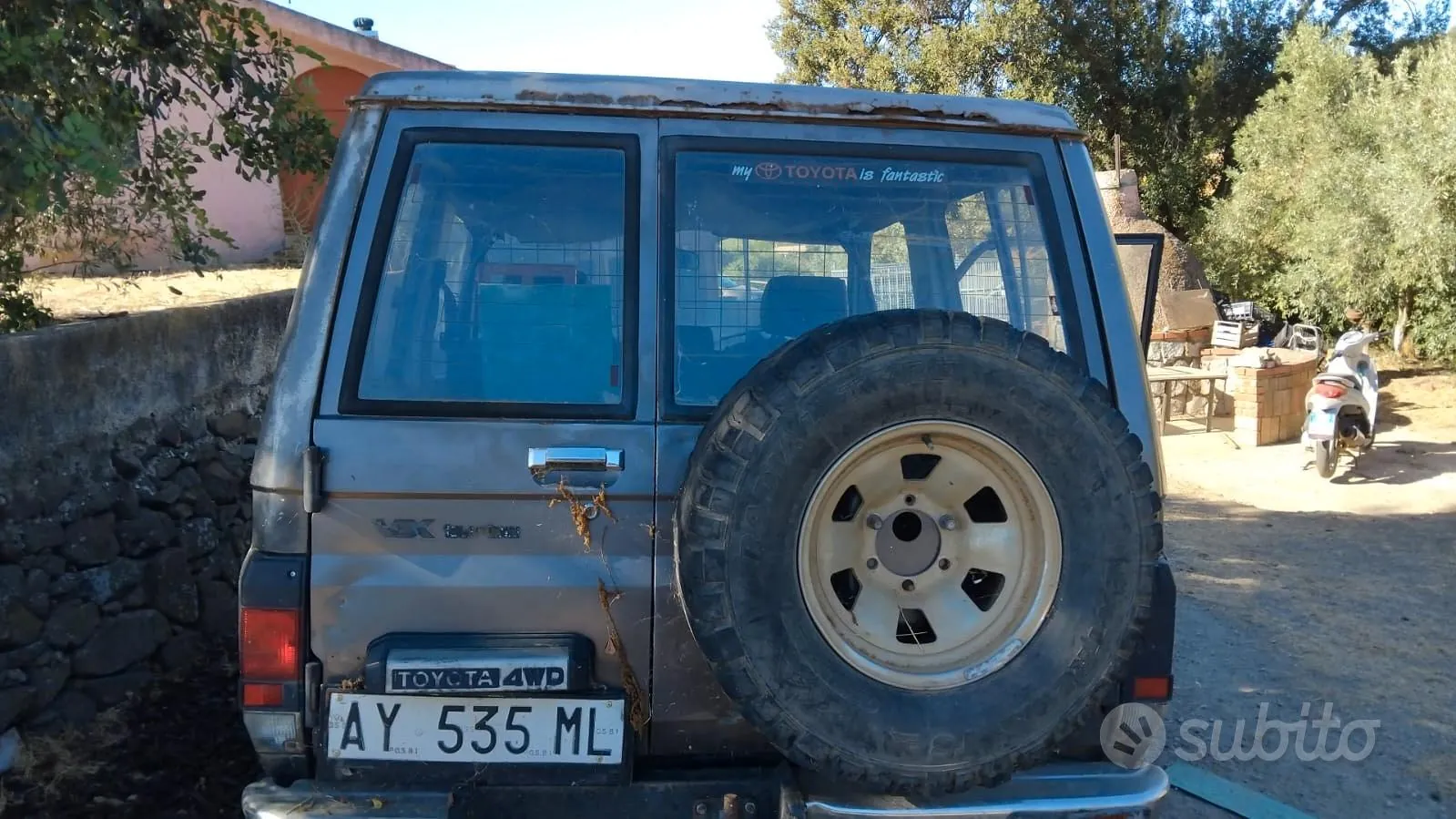 Toyota Land Cruiser