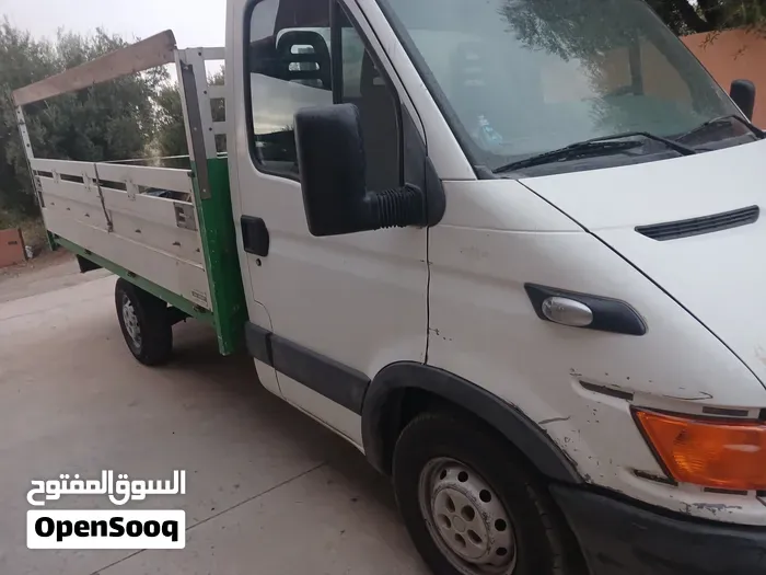 Iveco 2003 2003 photo 4