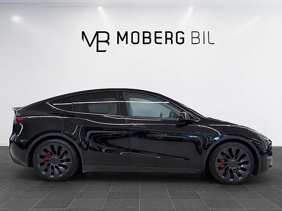 Tesla Model Y 2024 photo 5