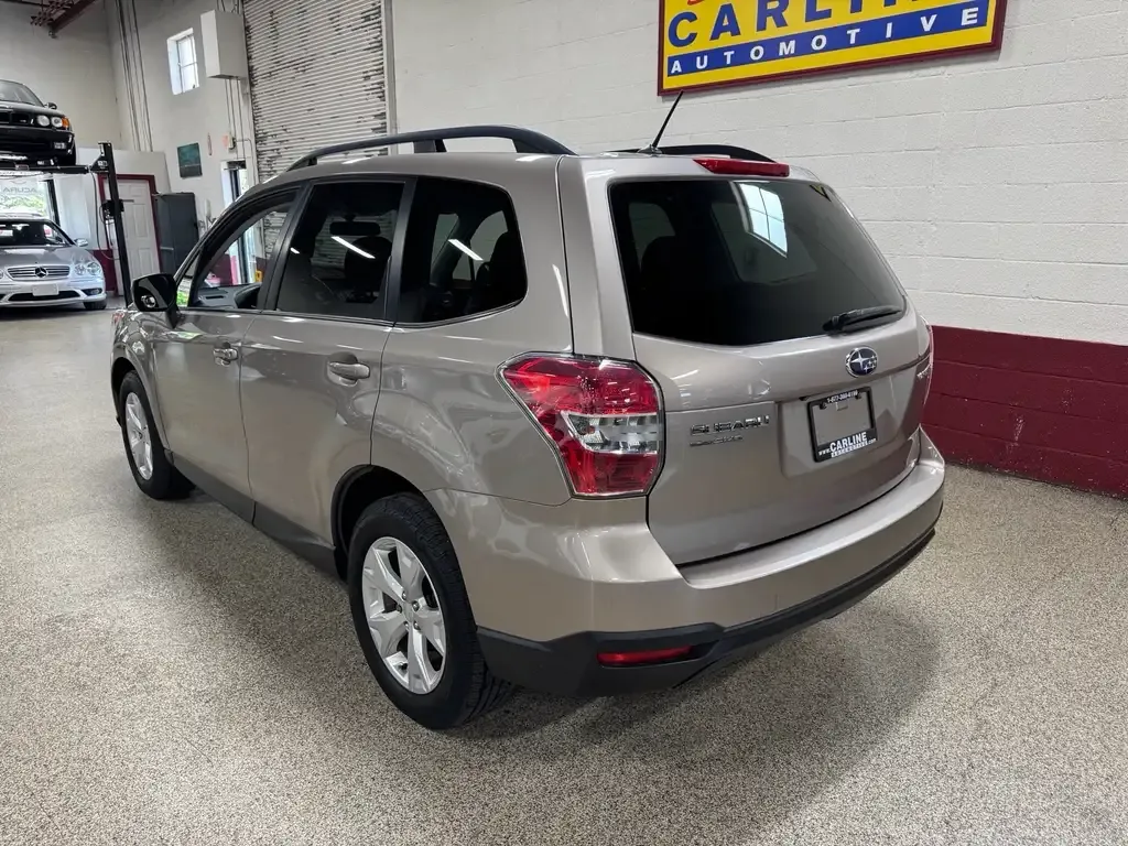 Subaru Forester 2015 photo 3