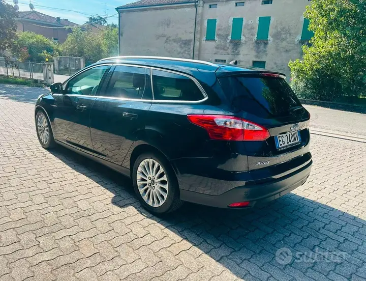 Ford Focus 2011 photo 5